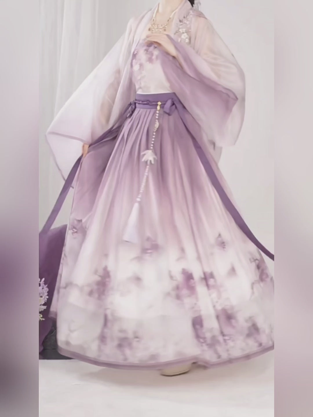 Wonka》宣傳之旅猶如時裝騷，Timothée Chalamet 的陰柔時尚美學, image size:1080x1440