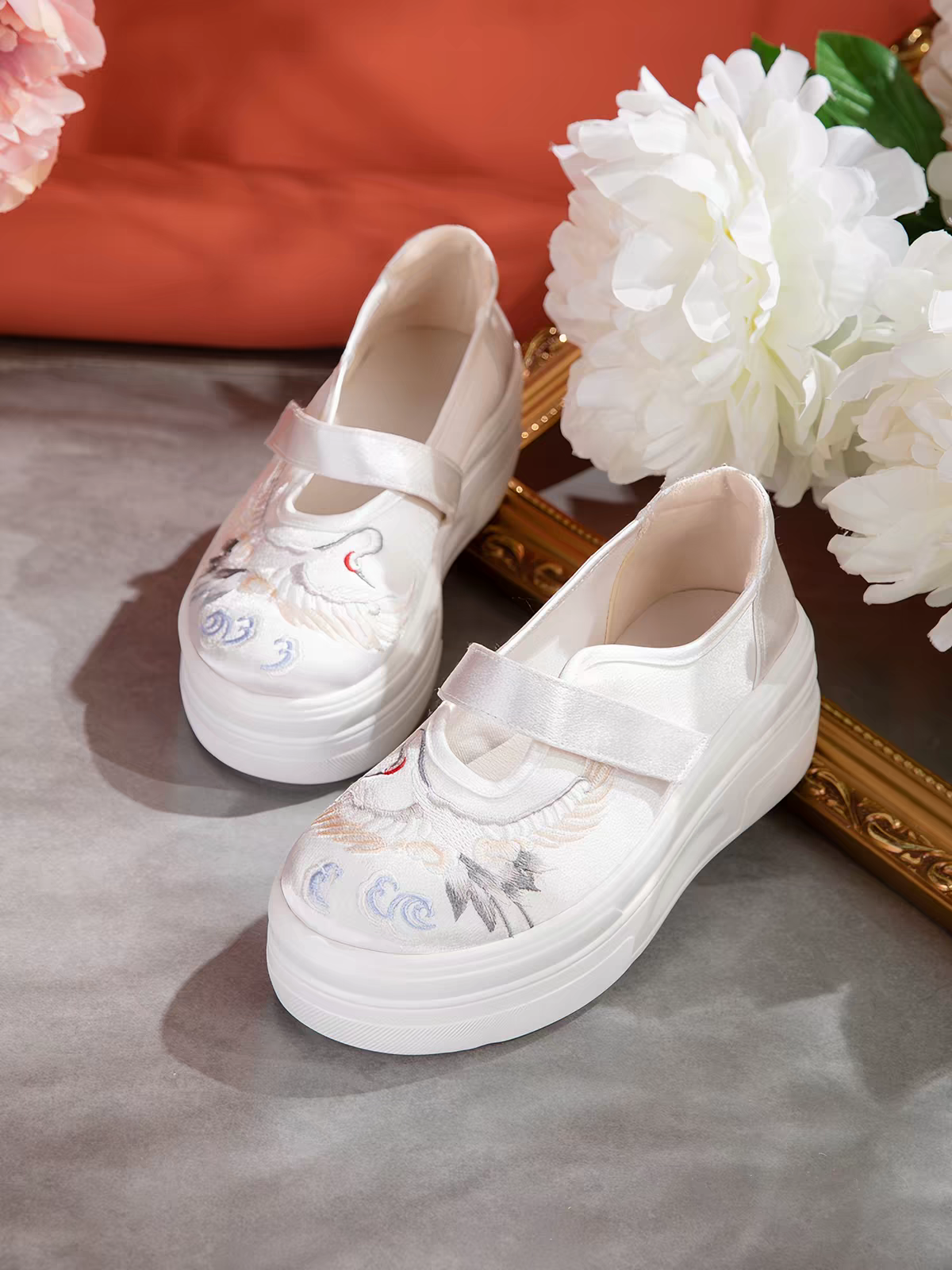 Chinese Embroidered Shoes | 绣花鞋 | Traditional Hanfu Shoes size 34-40