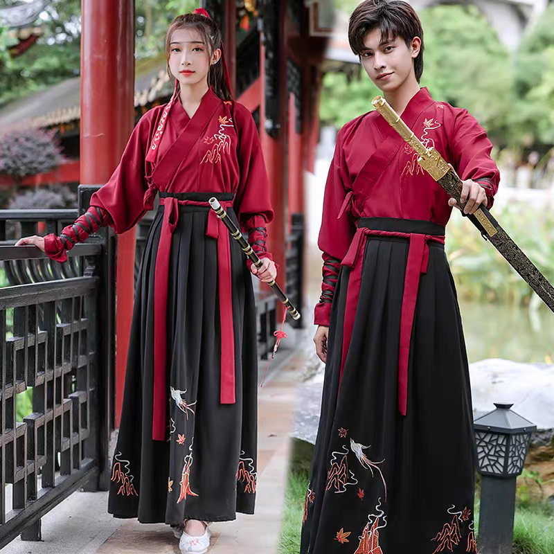 Pakaian pasangan Hanfu memakai kemeja dan skirt silang kolar