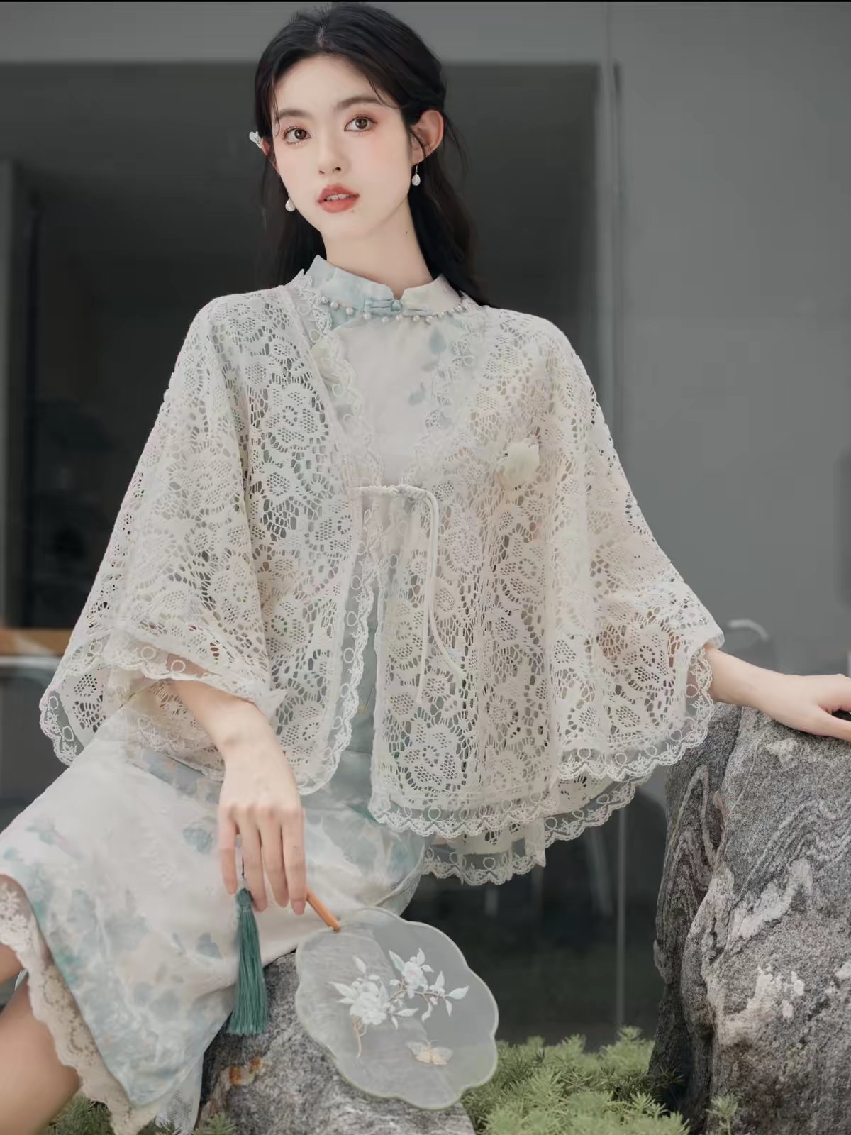 Summer Shawl Wrap — Breezy Cover-Up for Cheongsam