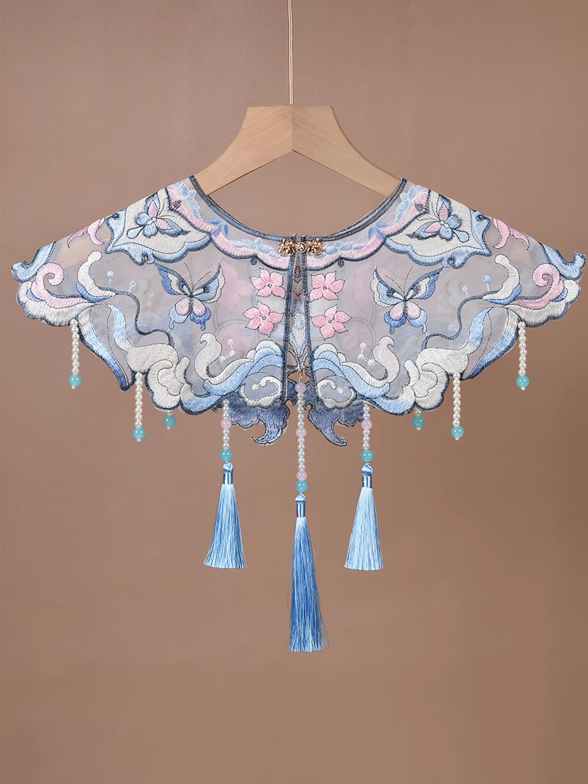 云肩Yunjian Chinese Cloud Collar – Traditional Embroidered Cape for Hanfu & Qipao