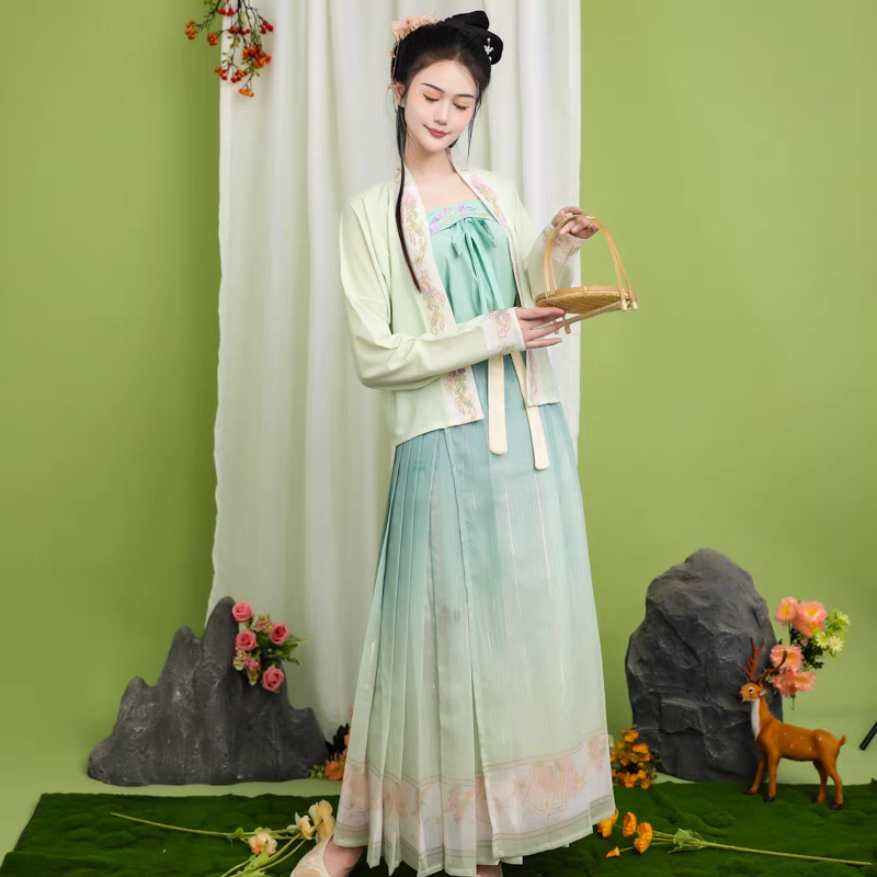 宋制汉服轻薄款马面裙S-6XL