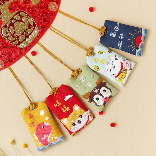 Chinese Embroidery vs. Western Embroidery: What's the Difference?