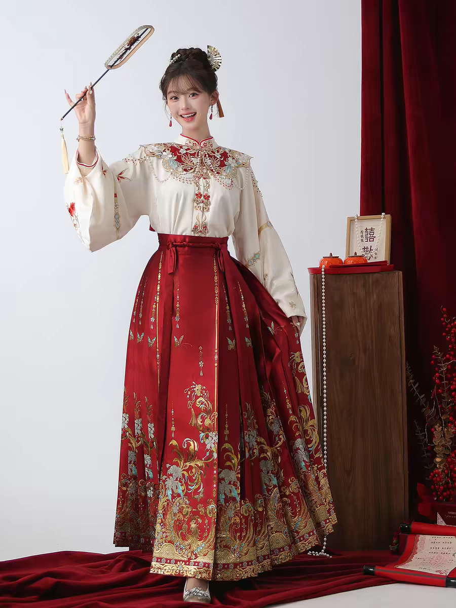 YUKL Shop: A Chinese Wedding Collection for Meaningful Traditional Celebrations