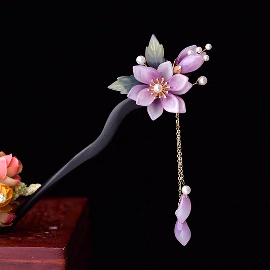 Chinese Hairpins and the Coming-of-Age Ceremony: A Symbol of Growth and New Beginnings