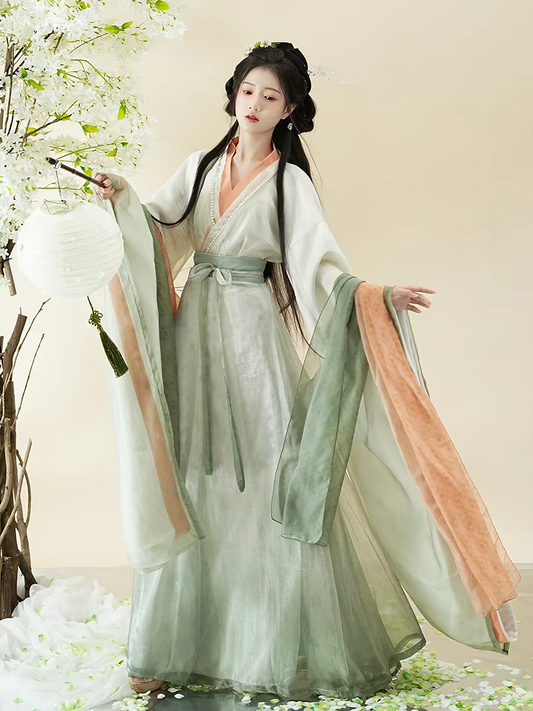 Graduating and Want to Start a Business? You Can Sell Hanfu Without Speaking Chinese! A Complete Guide for Small Shops ✨