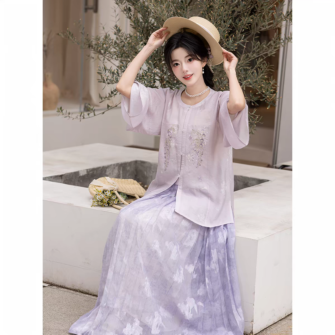 Is Hanfu Comfortable for Daily Life? What Should Beginners Know?
