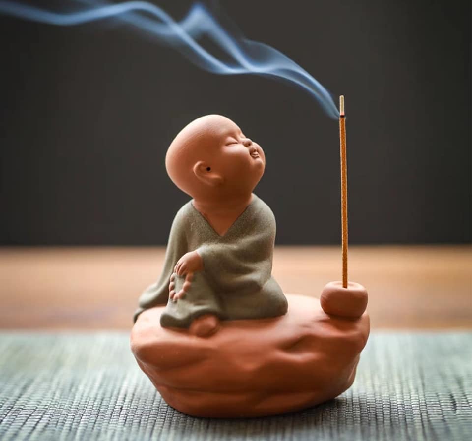 Incense Art｜Scents, Smoke & Silence
