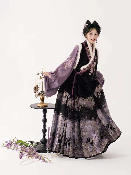 Gold‑Woven Mamian Skirt – Brocade Hanfu Skirt(single skirt)
