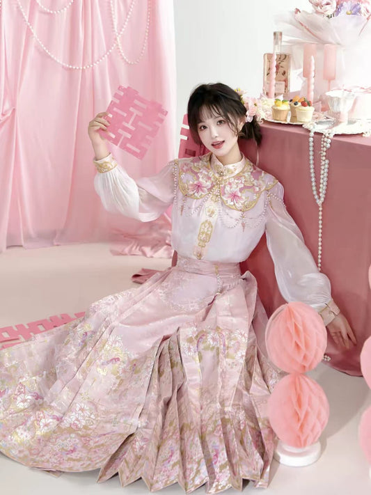 Wedding Hanfu Set with Mamian Skirt – Complete Bridal Ensemble