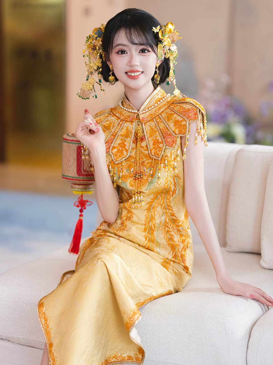 Gold Traditional-Meets-Modern Qipao | Engagement Bridal Dress (Pre order 30days)