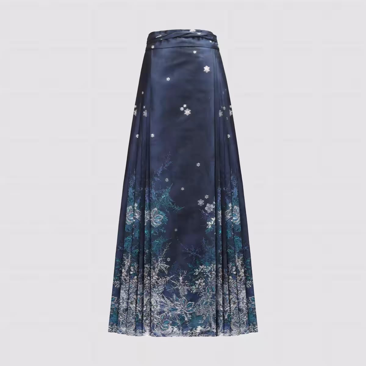 Ming-Style Hanfu Cape & Mamian Skirt