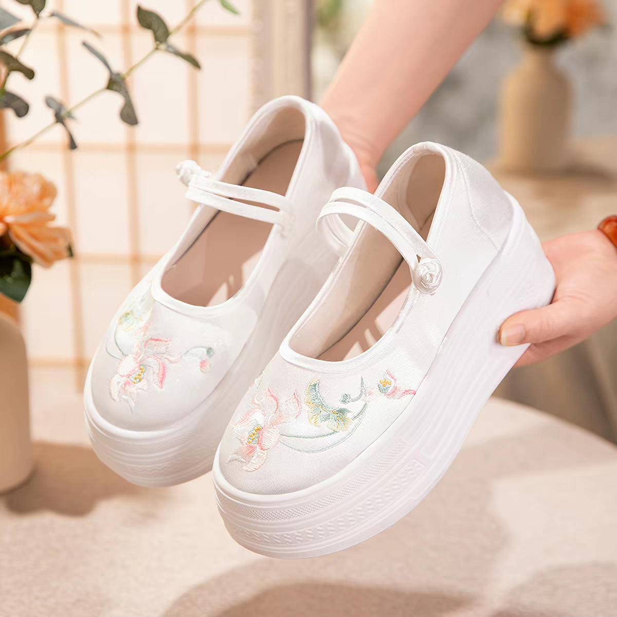 Chinese Embroidered Shoes | 绣花鞋 | Traditional Hanfu Shoes size 34-39