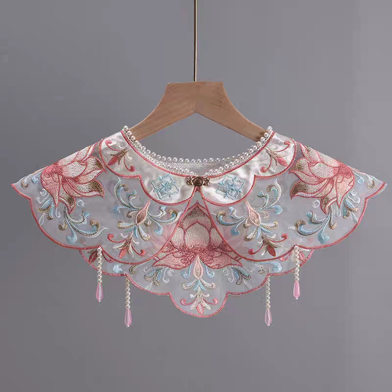 云肩Yunjian Chinese Cloud Collar – Traditional Embroidered Cape for Hanfu & Qipao