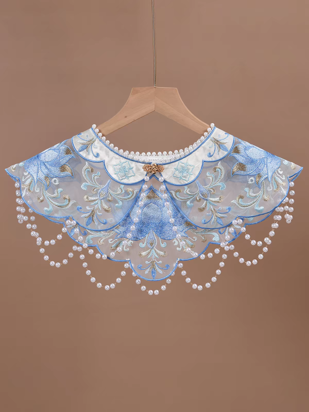 云肩Yunjian Chinese Cloud Collar – Traditional Embroidered Cape for Hanfu & Qipao