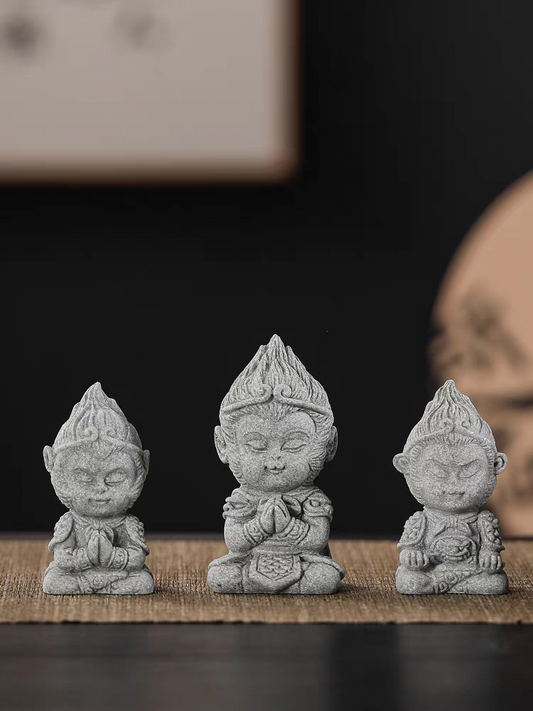 Green sandstone Wukong tea pet