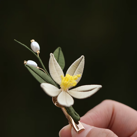 Chinese Twined Flower Hair Clip (Chanhua) – Intangible Cultural Heritage Silk Hairpin, Handmade Hair Accessory