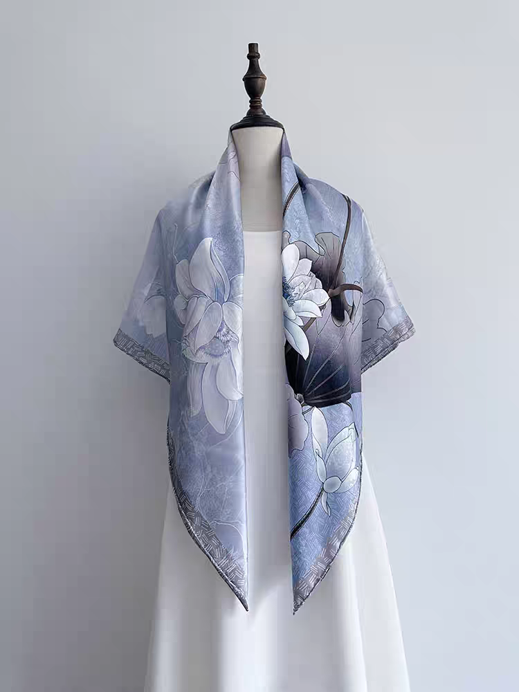 Guofeng Silk Scarf – Traditional Chinese Print Scarf for Hanfu, Qipao & Daily Wear