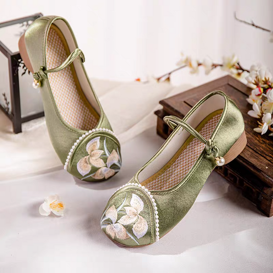 民族风绣花鞋新款圆头软底刺绣单鞋一字带旗袍鞋女配汉服古风布鞋35-40