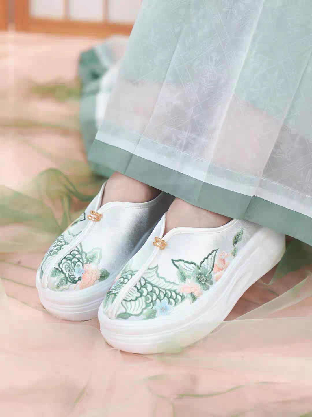 Chinese Embroidered Shoes | 绣花鞋 | Traditional Hanfu Shoes size 35-41