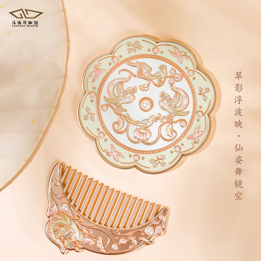 Mirror and comb