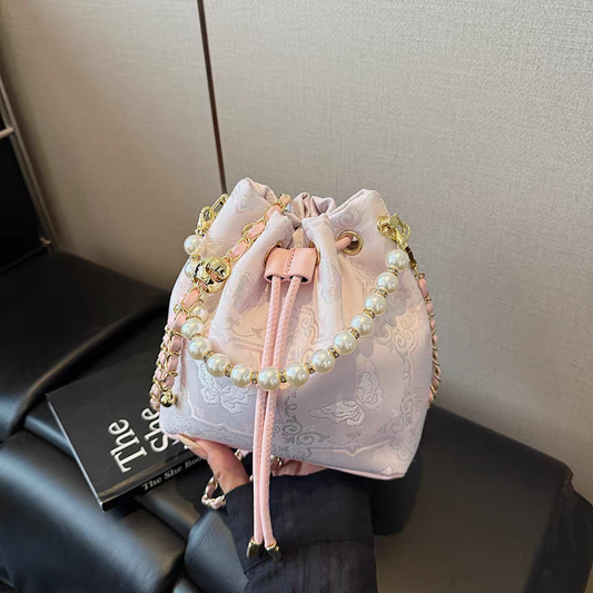 Antique style handbag古风手提包