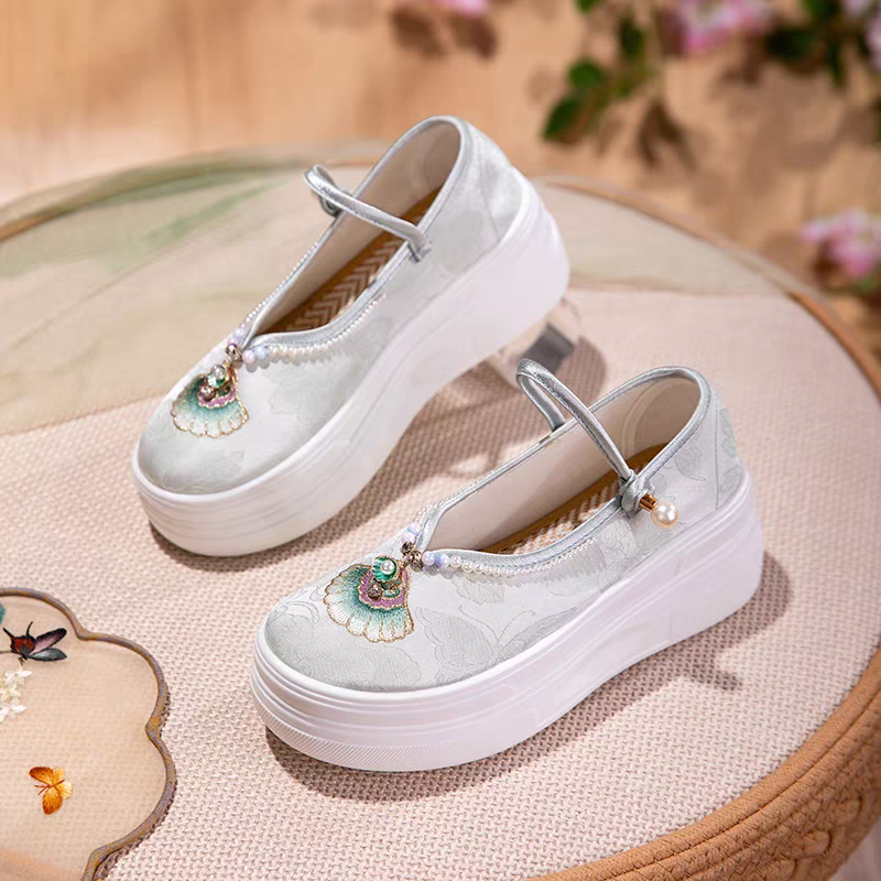 Chinese Embroidered Shoes | 绣花鞋 | Traditional Hanfu Shoes size 35-40