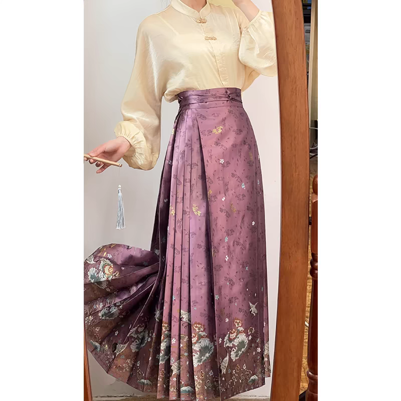 Skirt berwajah kuda dengan SL