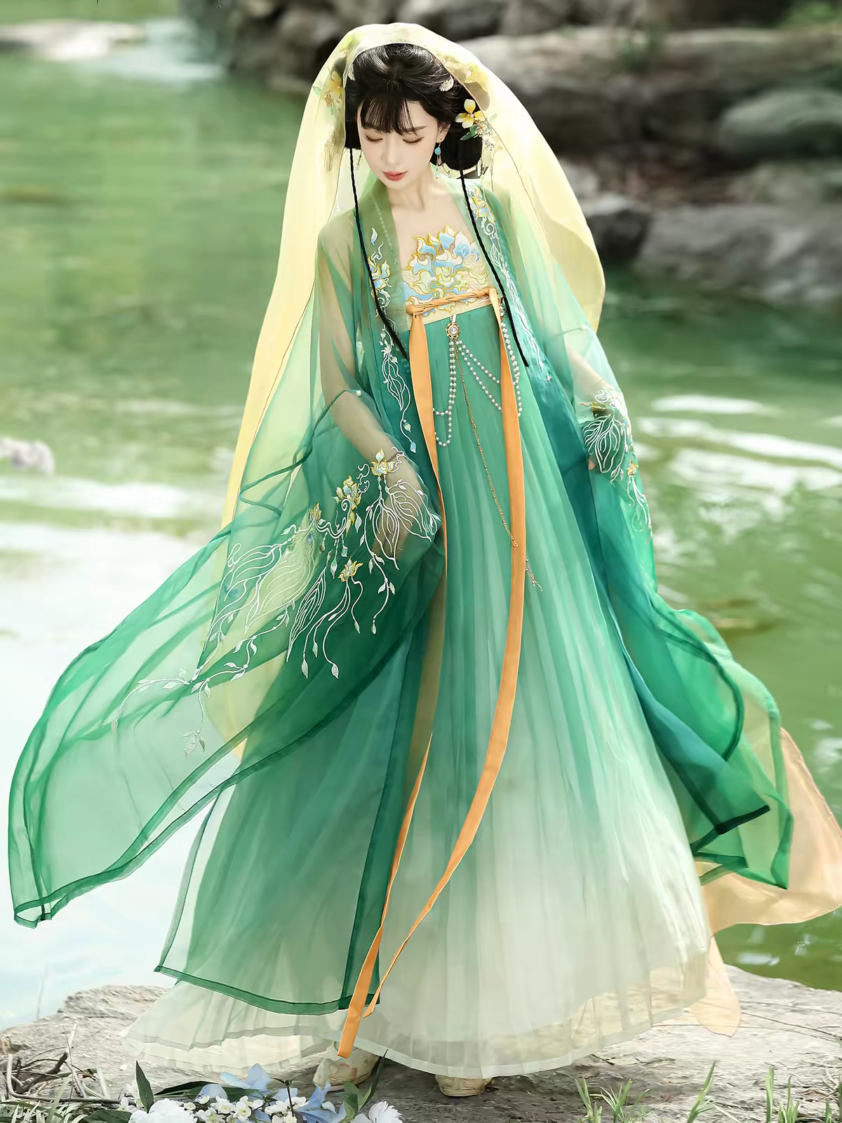Tang Dynasty Style Chest-High Ruqun & Embroidered Oversleeves Set – Ethereal Fairy-Core for Spring/Summer