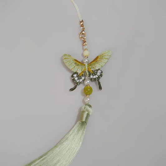 Embroidered Tassel Pendant – Traditional Hanfu Jinbu Waist Ornament, Perfect for Mamianqun & Qipao