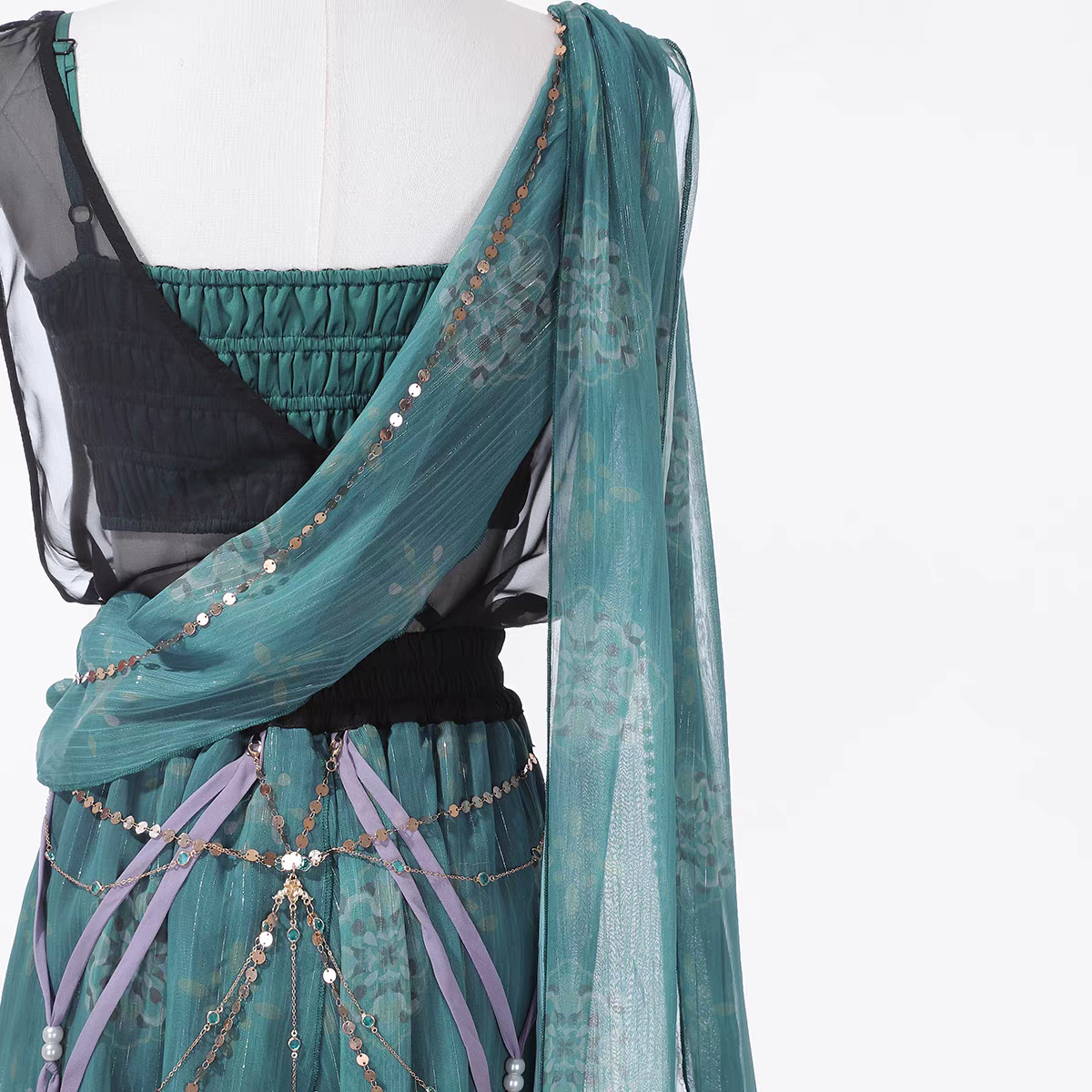 Hanfu-inspired Dunhuang Princess Costume Set — Exotic Western Regions Style with Outer Wrap, Tank Top & Lantern Pants