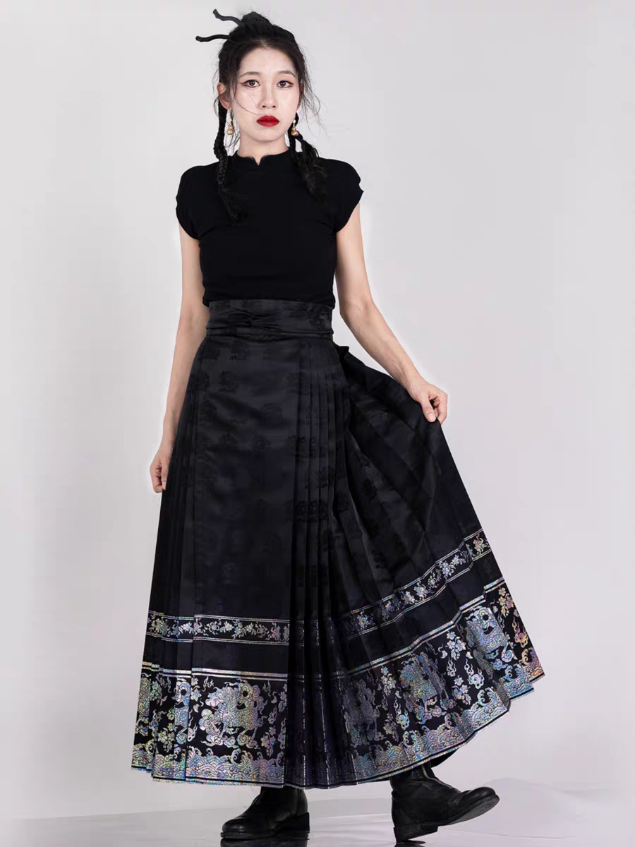 Premium Chinese Fabric for Hanfu – New Chinese Style Jacquard Brocade / Silk Satin Material – Perfect for DIY Hanfu & Traditional Clothing