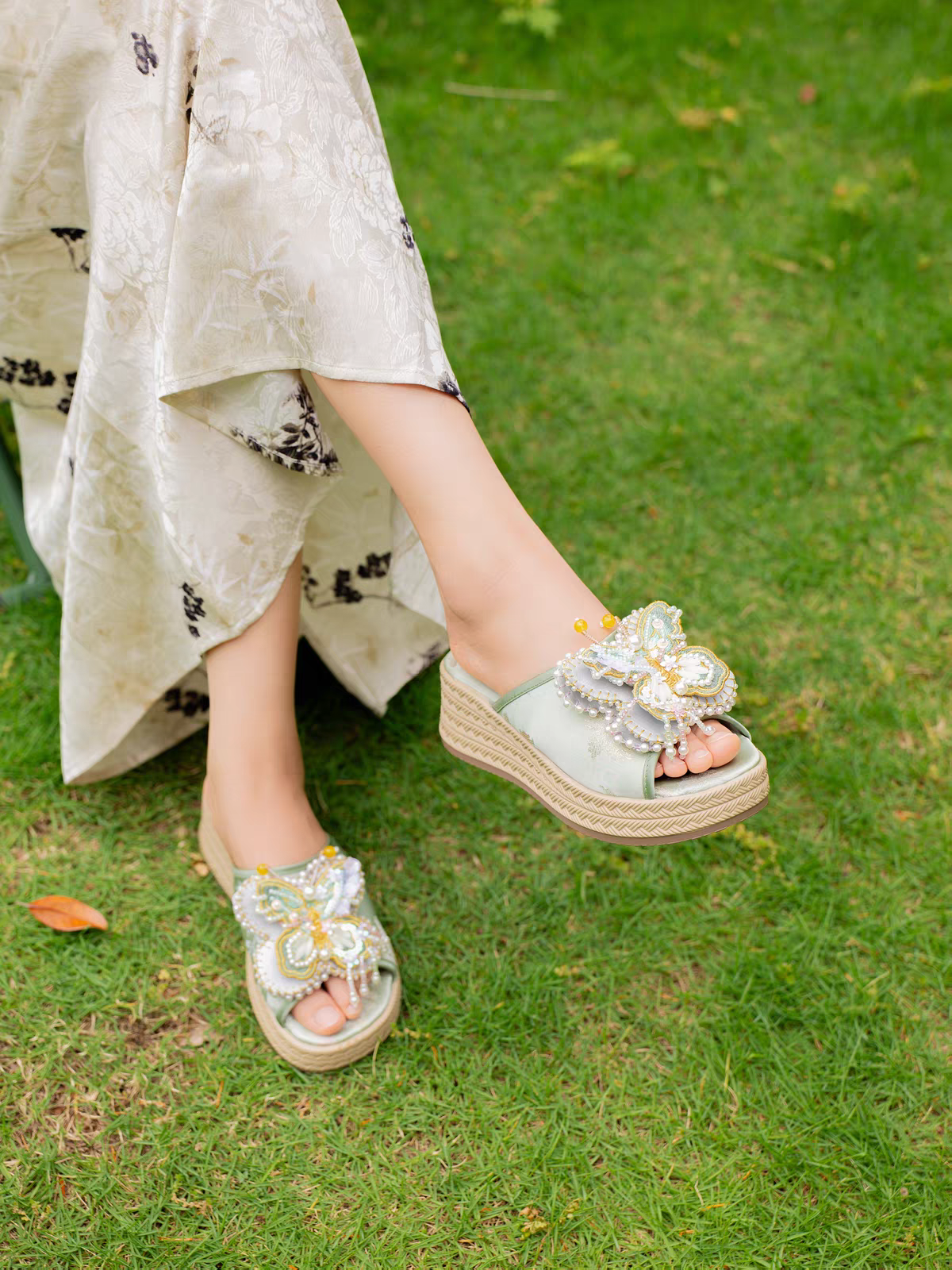 Chinese Embroidered Shoes | 绣花鞋 | Traditional Hanfu Shoes size 34-40