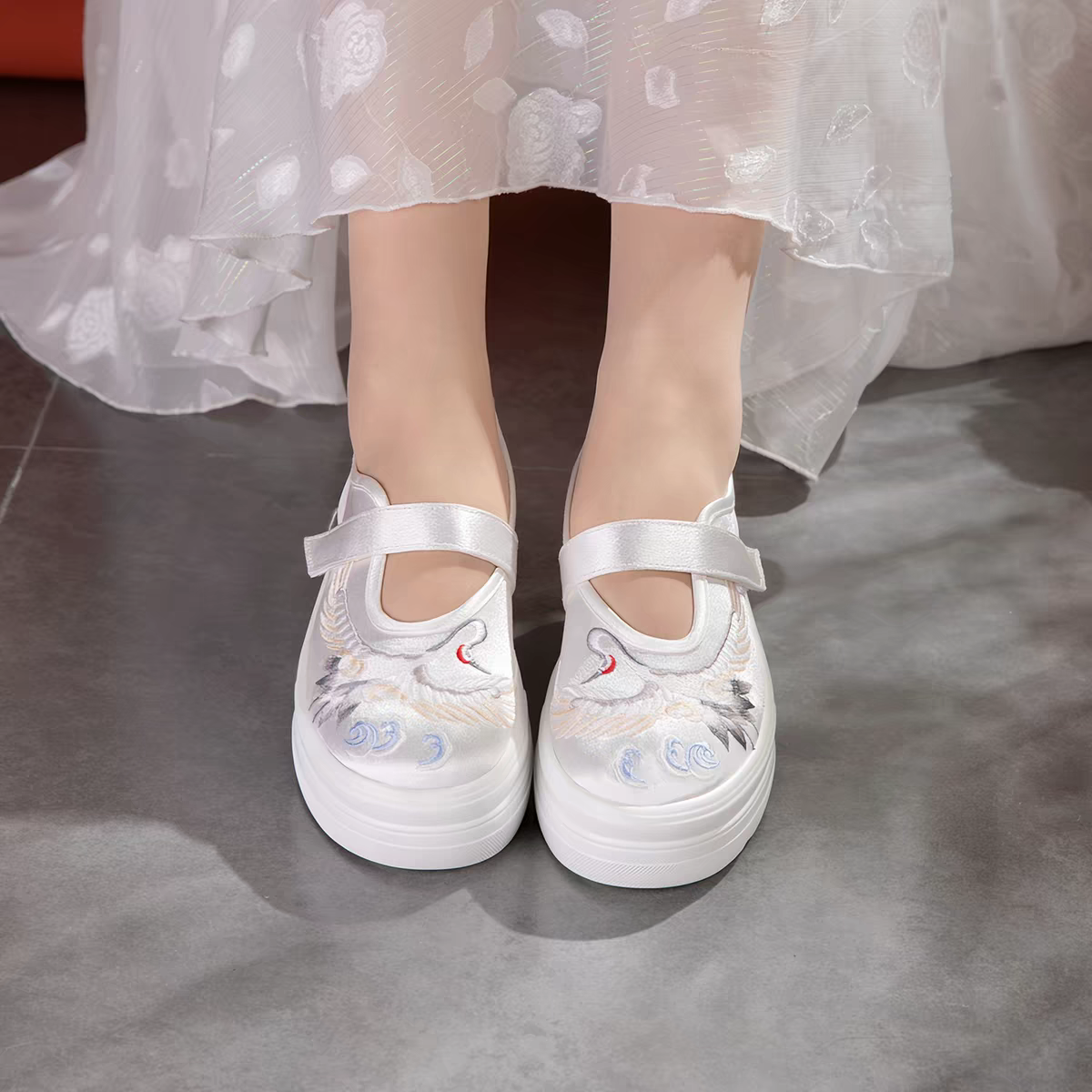Chinese Embroidered Shoes | 绣花鞋 | Traditional Hanfu Shoes size 34-40