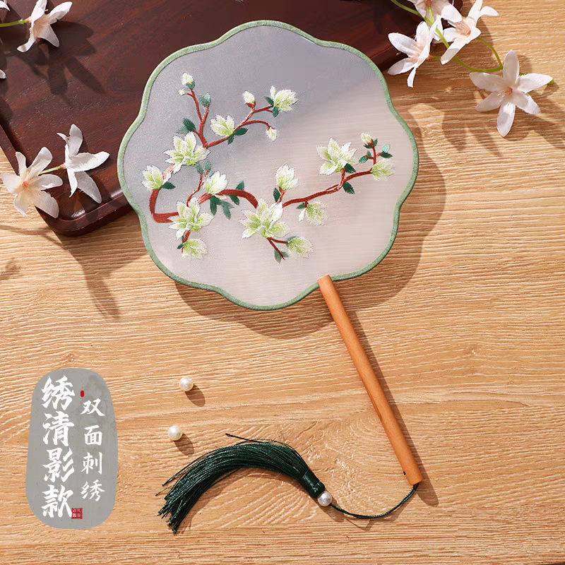 Embroidered round fan
