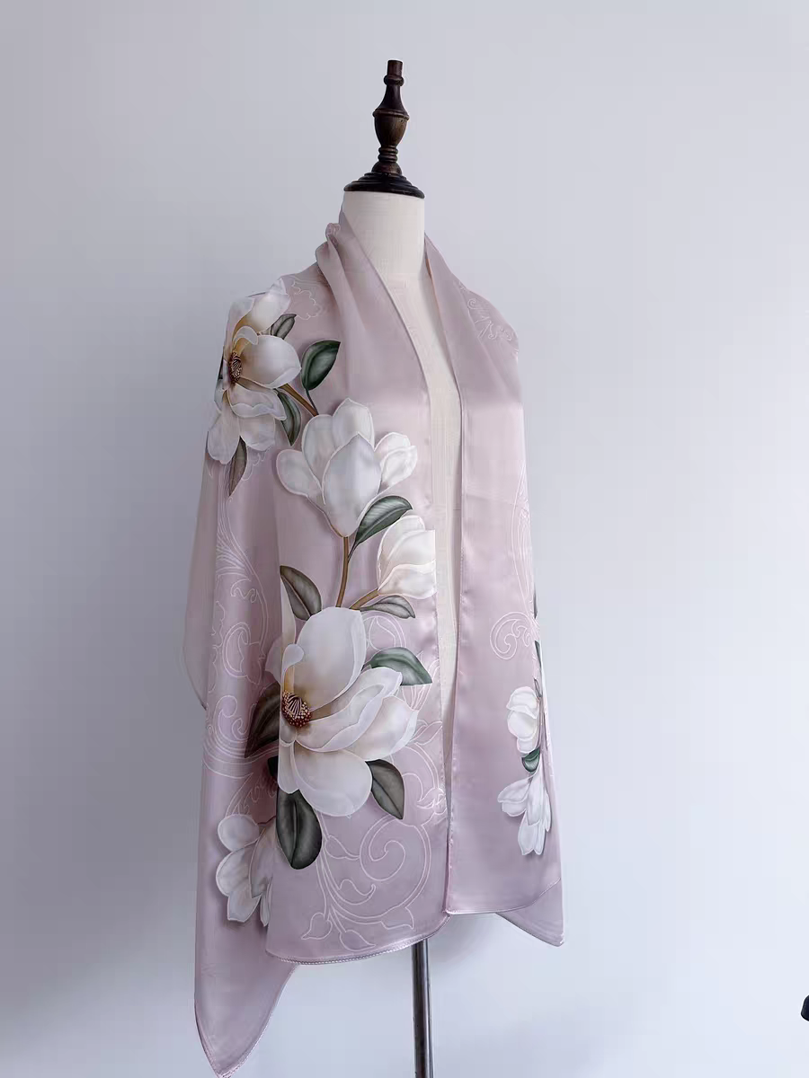 Guofeng Silk Scarf – Traditional Chinese Print Scarf for Hanfu, Qipao & Daily Wear