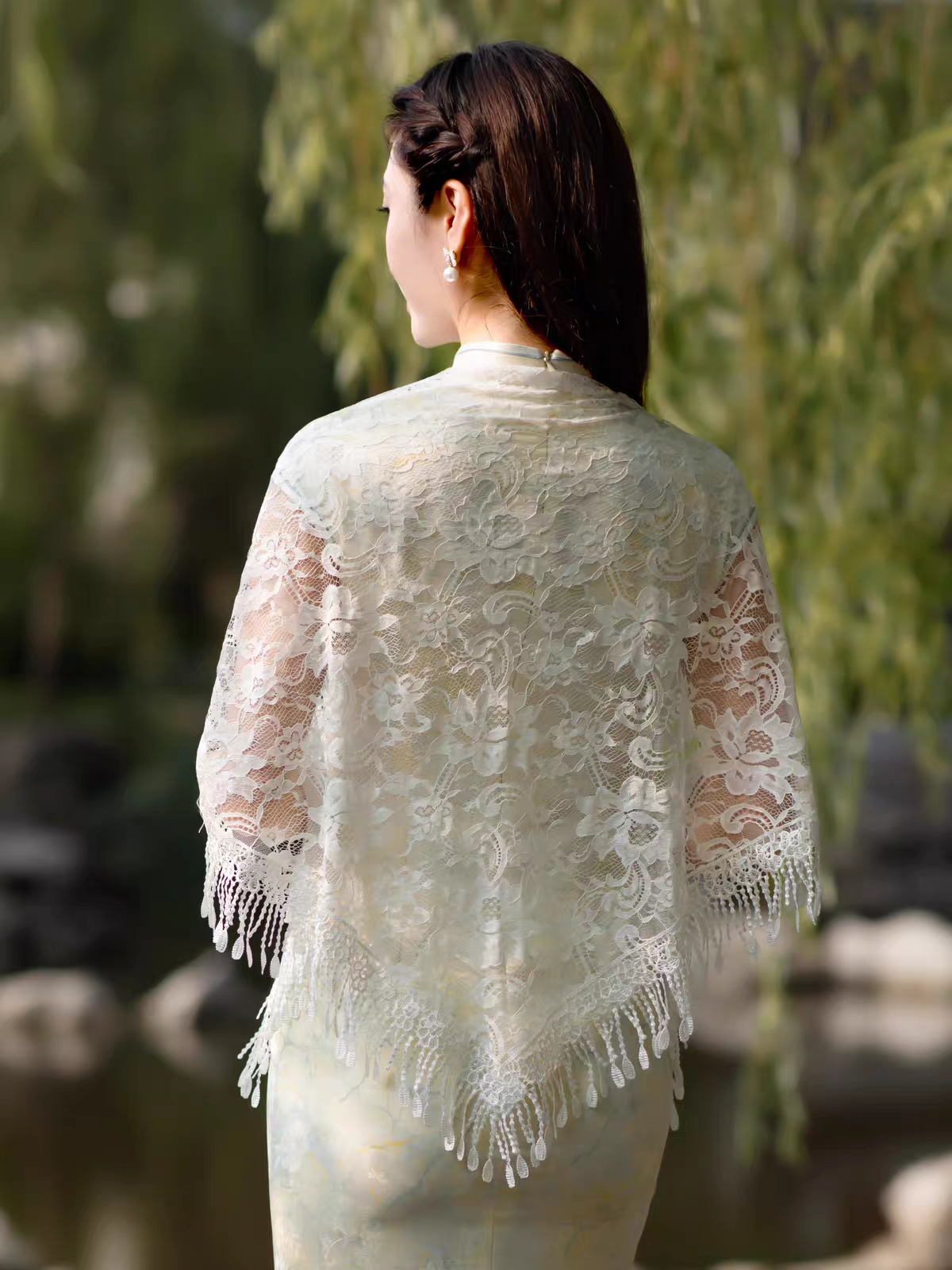 Summer Shawl Wrap — Breezy Cover-Up for Cheongsam