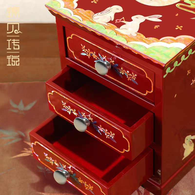 Mother-of-Pearl Inlaid Lacquerware Jade Rabbit Jewelry Box