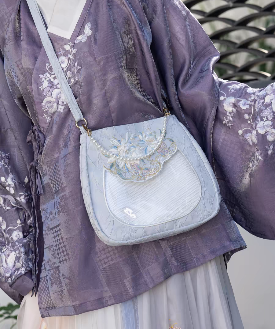 Antique style handbag古风手提包