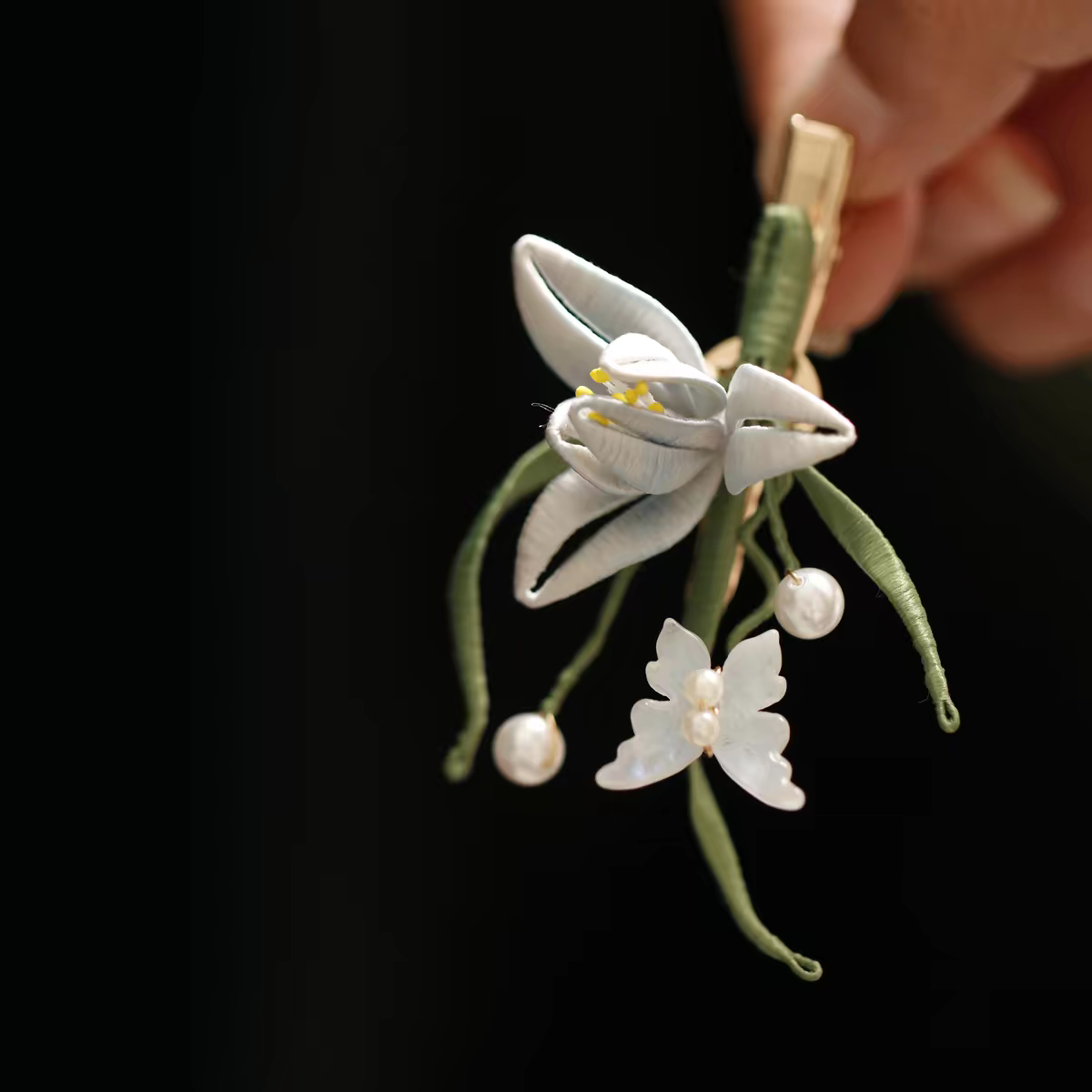 Chinese Twined Flower Hair Clip (Chanhua) – Intangible Cultural Heritage Silk Hairpin, Handmade Hair Accessory