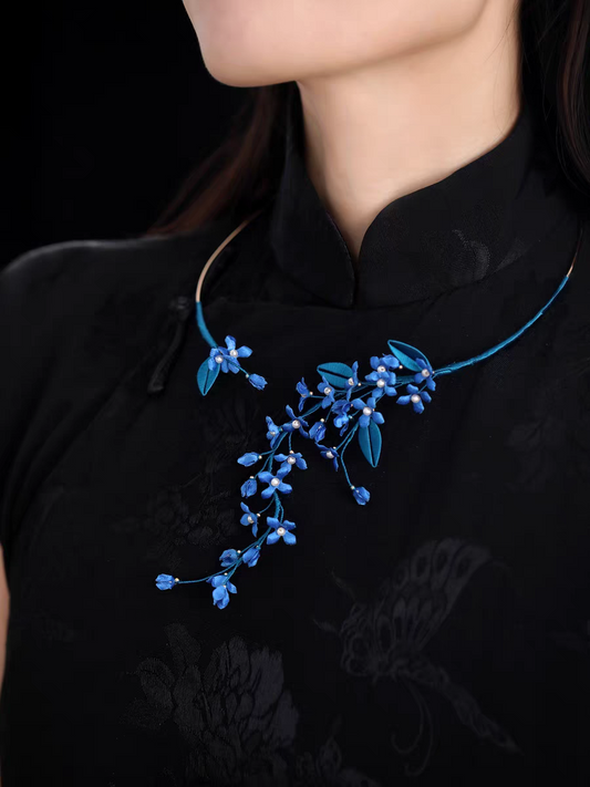 Traditional Chinese Necklace Collar (Xiang Quan)