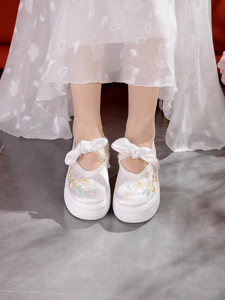 Chinese Embroidered Shoes | 绣花鞋 | Traditional Hanfu Shoes size 34-40