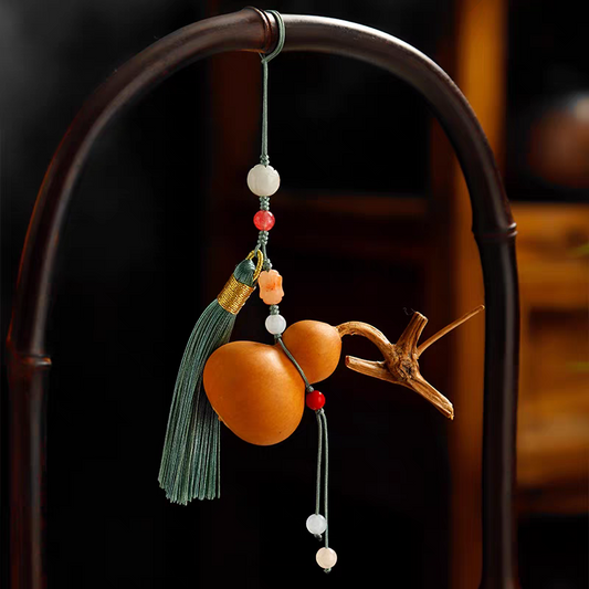 Chinese-style natural gourd pendant, walnut thermos cup tassel pendant, collectible, Zen-inspired ornament, bag charm.