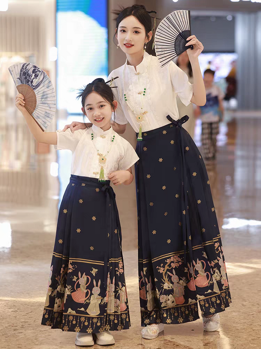 Chinese style mother and daughter matching outfits with horse-face skirt