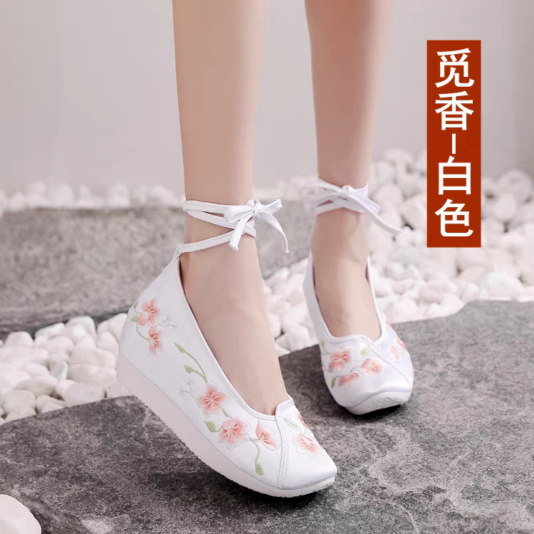 绣花鞋
