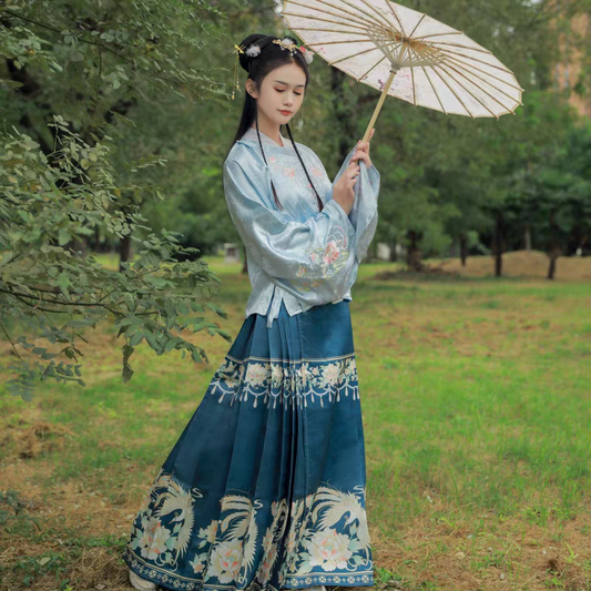 传统汉服交领琵琶袖马面裙S-6XL