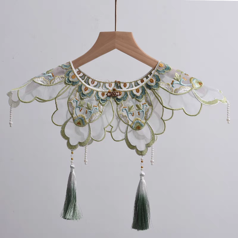 云肩Yunjian Chinese Cloud Collar – Traditional Embroidered Cape for Hanfu & Qipao
